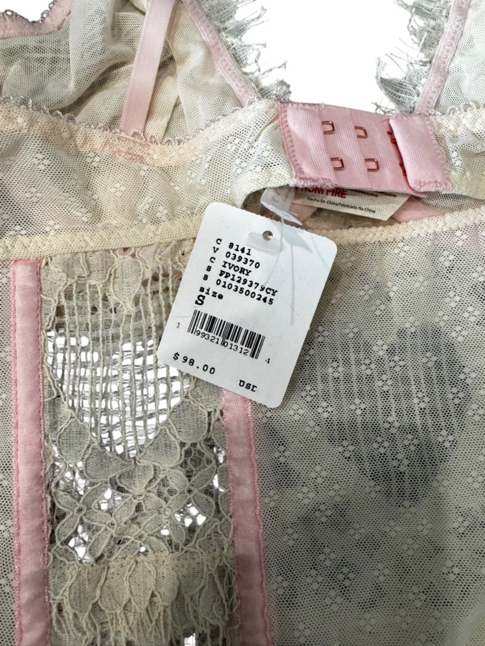 Free People Ivory Lace Bodysuit NWT Underwire S - Picture 7 of 9